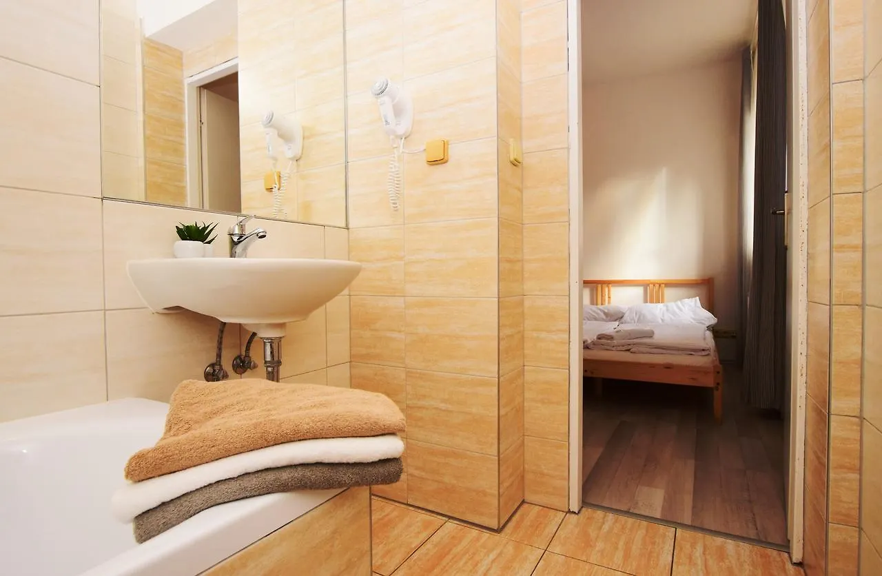 Garden Grape House Apartamento Praga