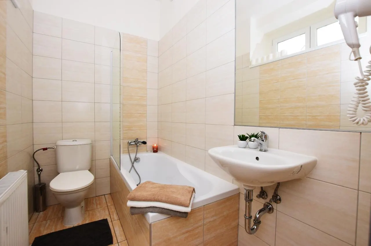 Garden Grape House Apartamento Praga